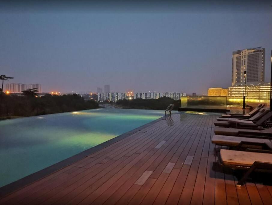 Southkey/midvalley Apartment Johor Bahru
