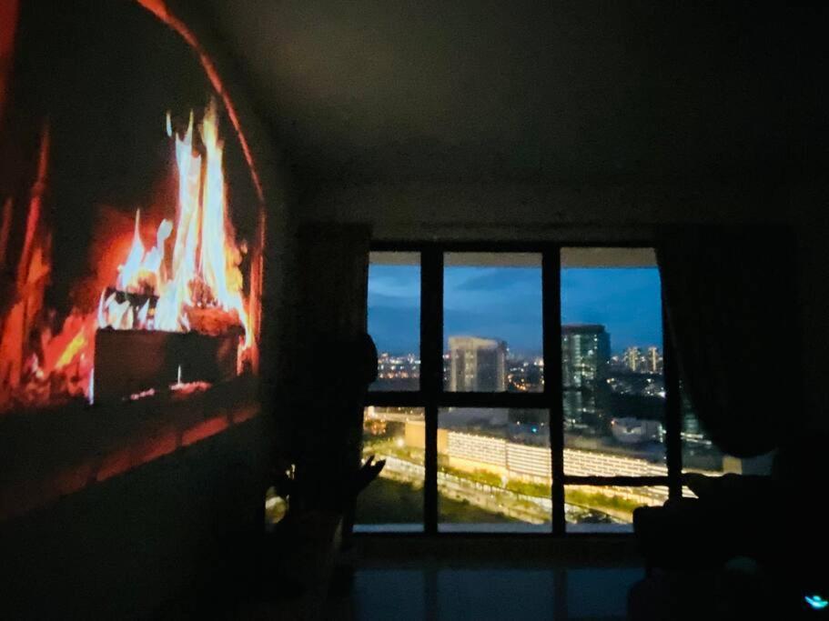 Southkey/midvalley Apartment *
